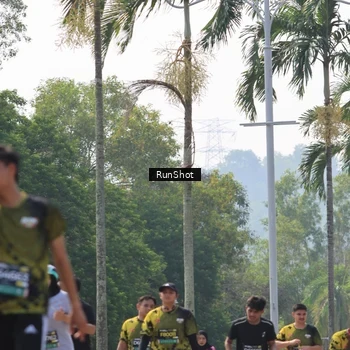 Runner Photo 7054271