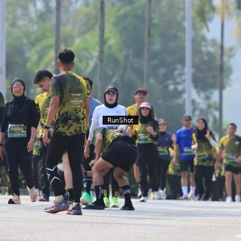 Runner Photo 7054292