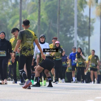 Runner Photo 7054293