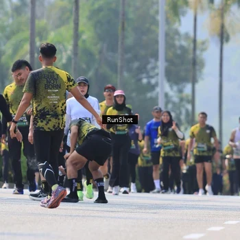 Runner Photo 7054294