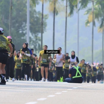 Runner Photo 7054306