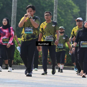 Runner Photo 7054322