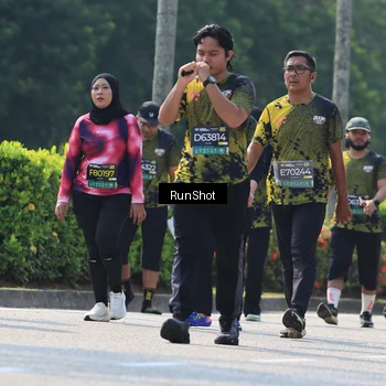 Runner Photo 7054324