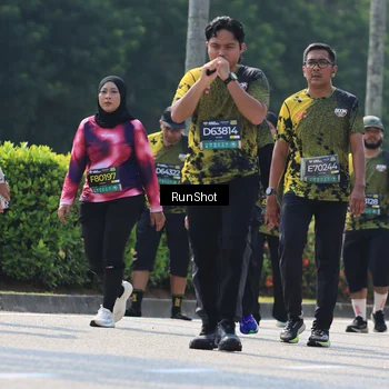 Runner Photo 7054330