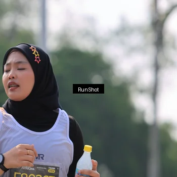 Runner Photo 7054335