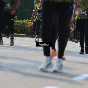 Runner Photo 7054373