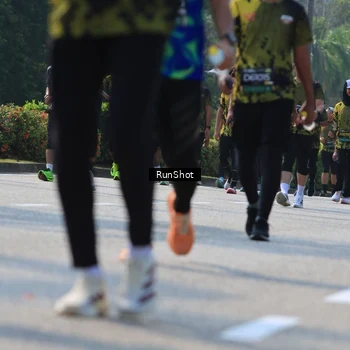 Runner Photo 7054406