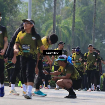 Runner Photo 7054447