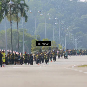 Runner Photo 7054448