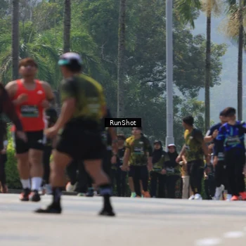 Runner Photo 7054453