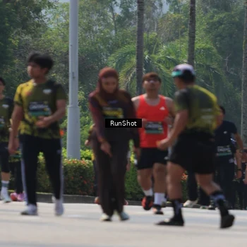 Runner Photo 7054456