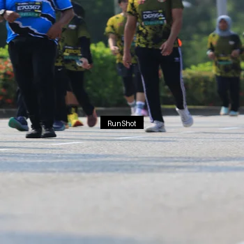 Runner Photo 7054463