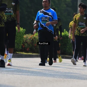 Runner Photo 7054467