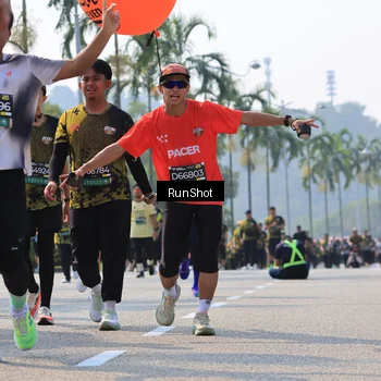 Runner Photo 7054476