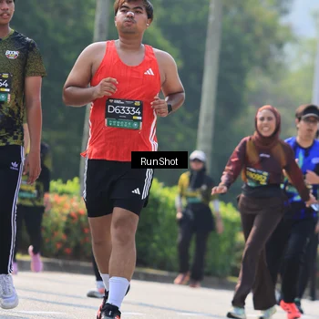 Runner Photo 7054494