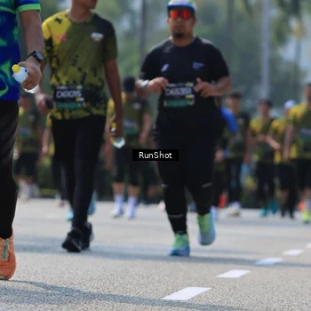 Runner Photo 7054508