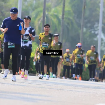 Runner Photo 7054512