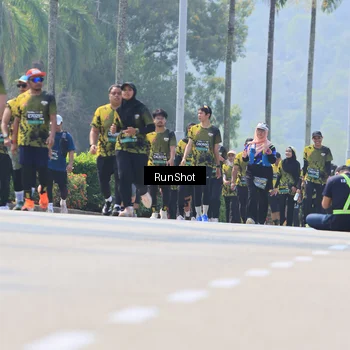 Runner Photo 7054527