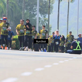 Runner Photo 7054528