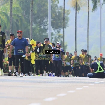 Runner Photo 7054540