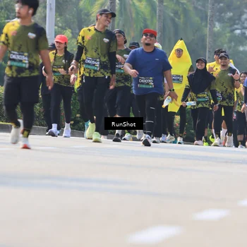 Runner Photo 7054558