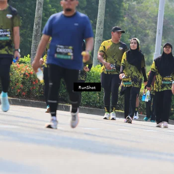 Runner Photo 7054561