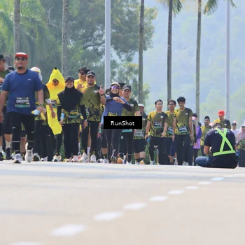 Runner Photo 7054562