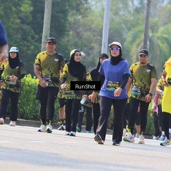 Runner Photo 7054568