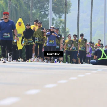 Runner Photo 7054569