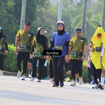 Runner Photo 7054571