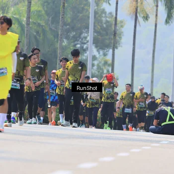 Runner Photo 7054582