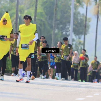 Runner Photo 7054585