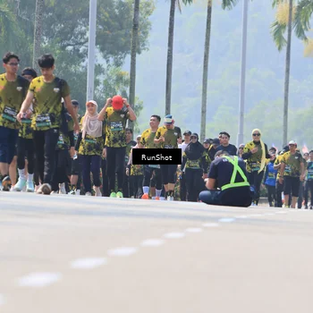 Runner Photo 7054587