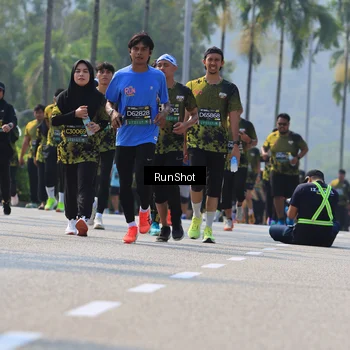 Runner Photo 7054609