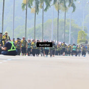 Runner Photo 7054611