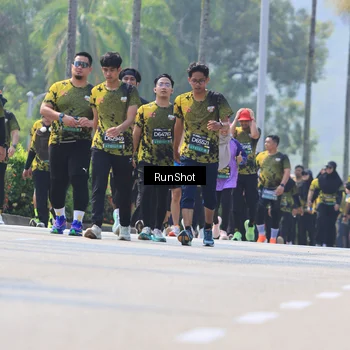 Runner Photo 7054619