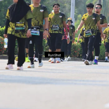 Runner Photo 7054621