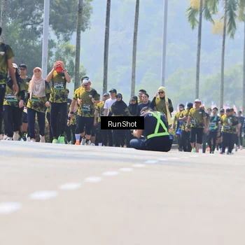 Runner Photo 7054624