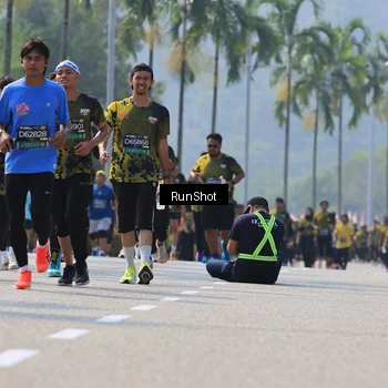 Runner Photo 7054696