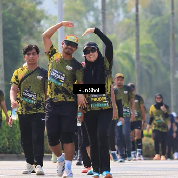 Runner Photo 7054725