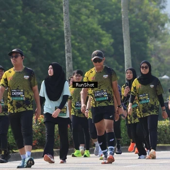 Runner Photo 7054788