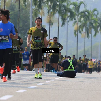 Runner Photo 7054795