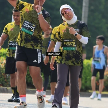 Runner Photo 7054801