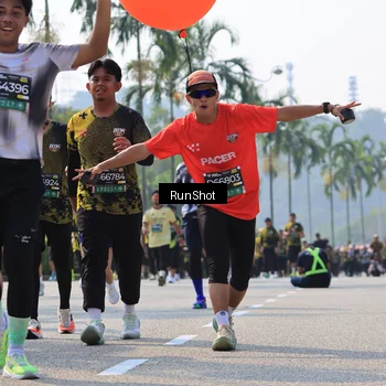 Runner Photo 7054803