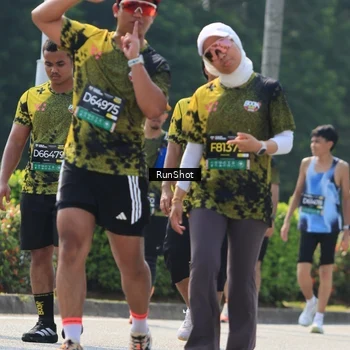 Runner Photo 7054804