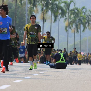 Runner Photo 7054807