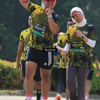 Runner Photo 7054811