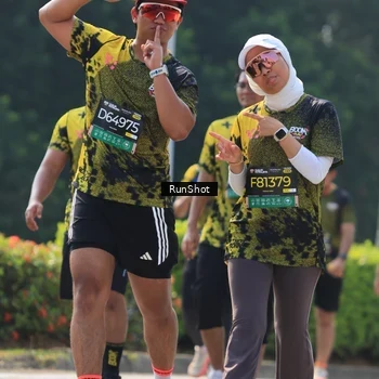 Runner Photo 7054817