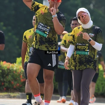 Runner Photo 7054818