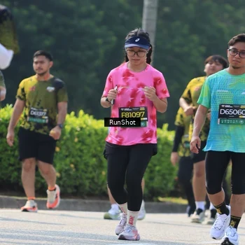 Runner Photo 7054821